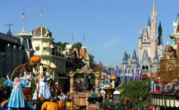 Tarif du parking de Disneyland Paris : Prix et Astuces